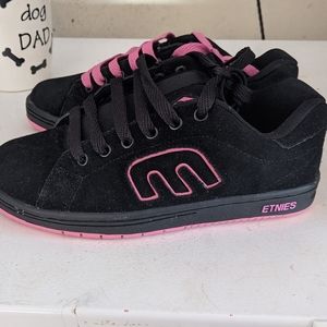 Etnies Callicut size 8.5